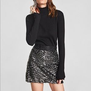 new Zara mini sequined skirt size L